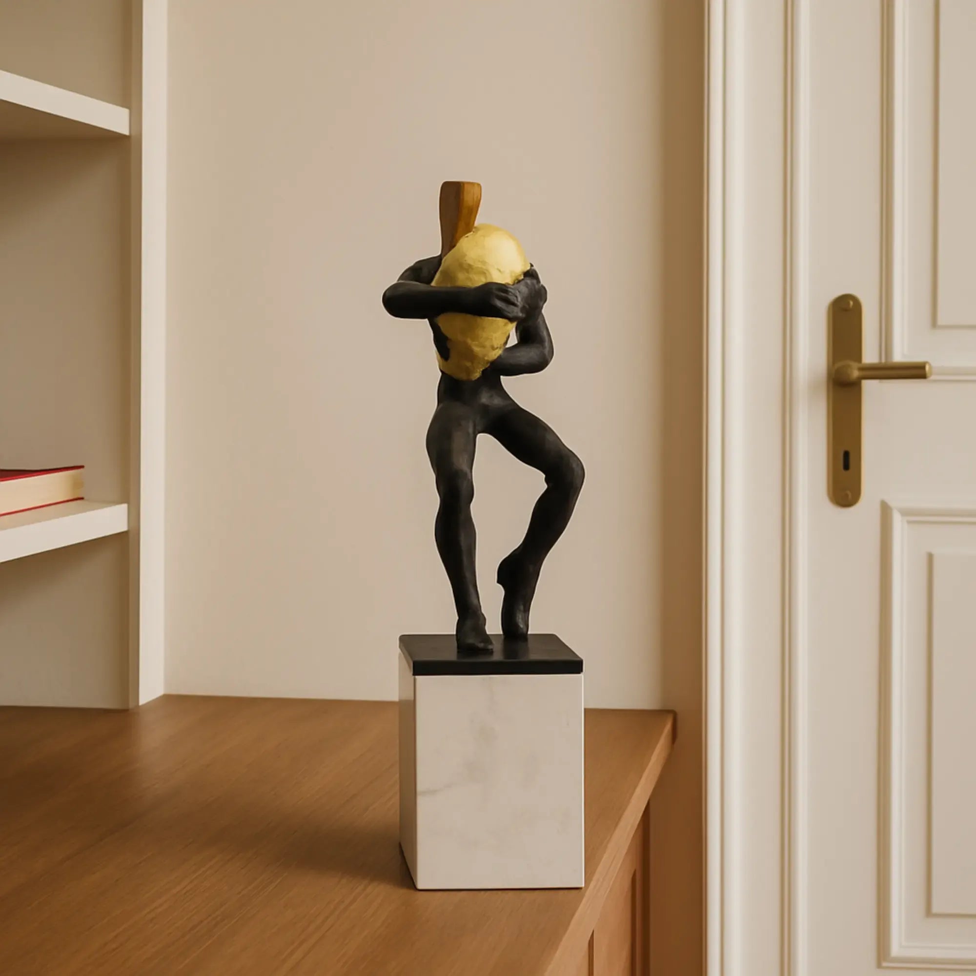 Dekofigur - Skulptur Ausdrucksstarke Tischfigur Fortitudo d’Or Bronze