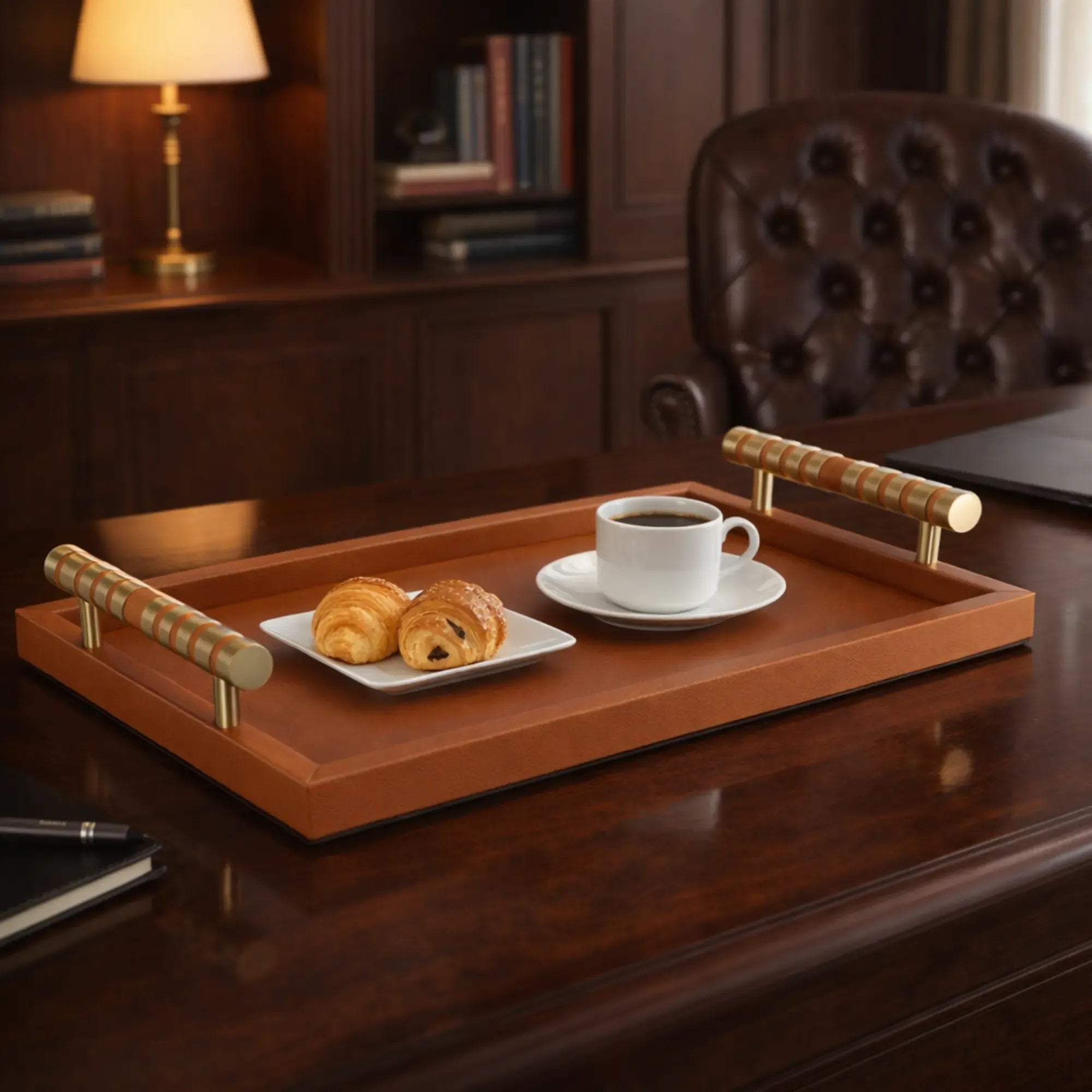 Serviertablett - Kunstleder Tablett mit Halterung Servierhelfer Cognac Leder Aurea Nan