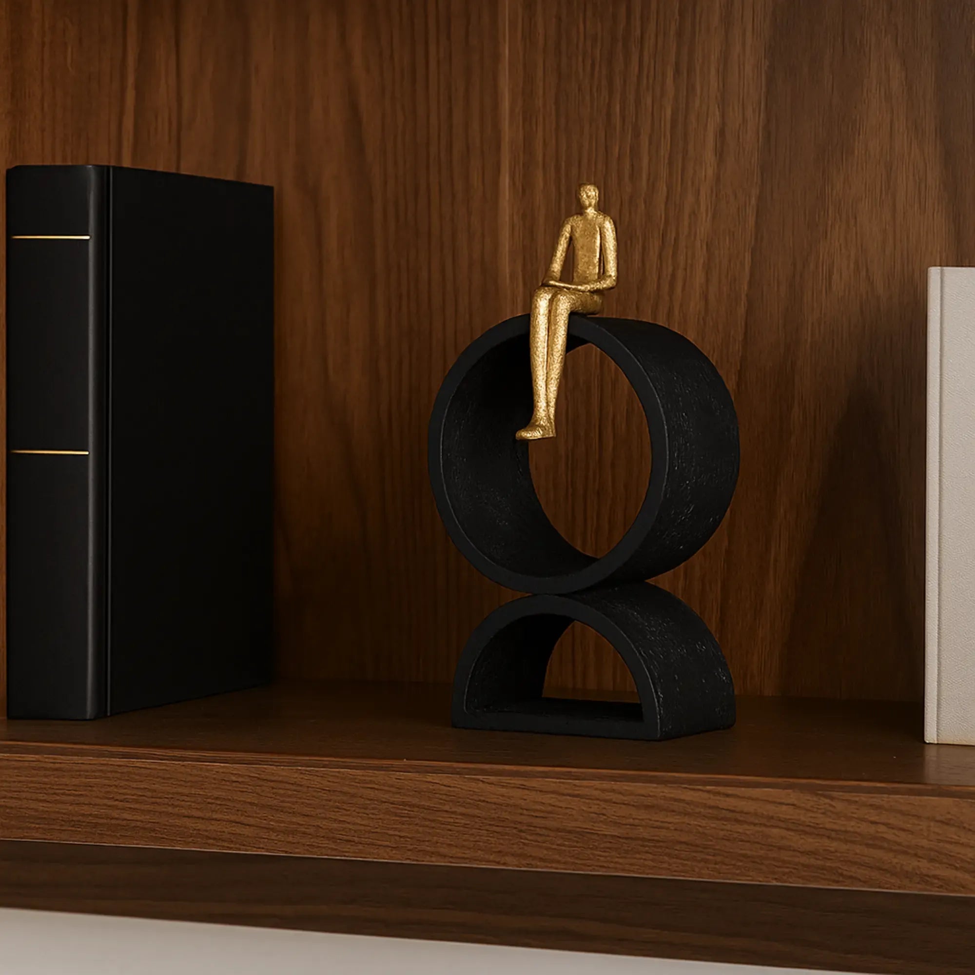 Dekofigur - Leser in Goldton - Edles Deko-Objekt Dekorative Skulptur Contemplation Default Title