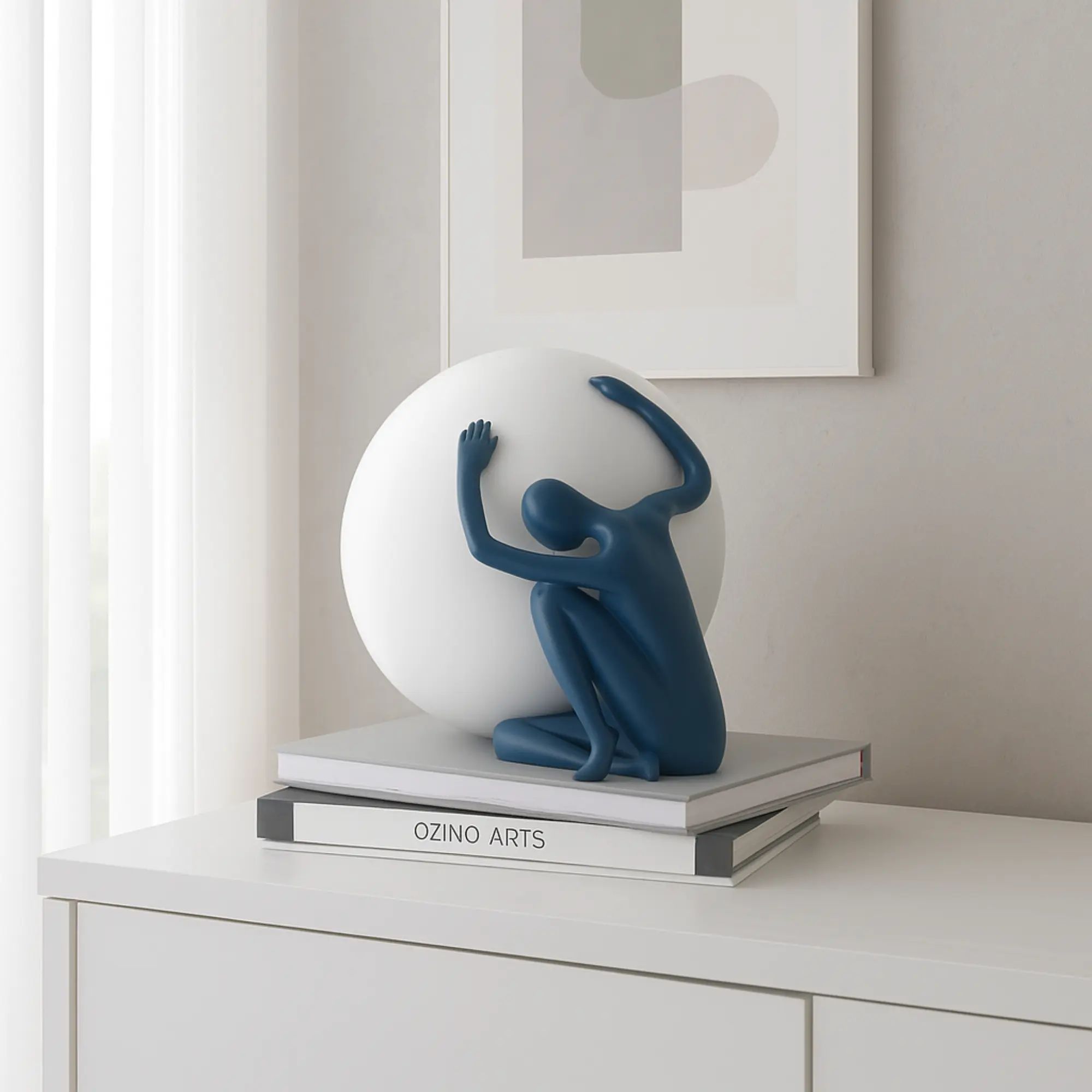 Dekofigur - Mensch auf einer Kugel - Modernes Deko-Objekt Figurenskulptur Réflexion Moderne Blau