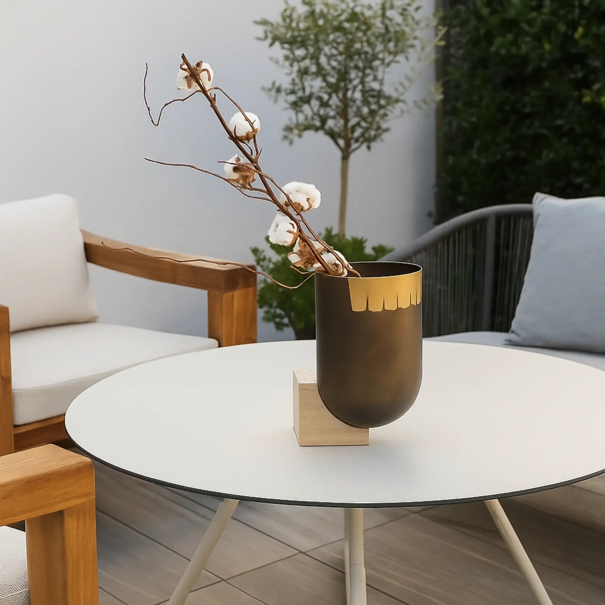 Vase - mit Travertinsockel - Bronze Standvase Design Tischdeko Vase Romano