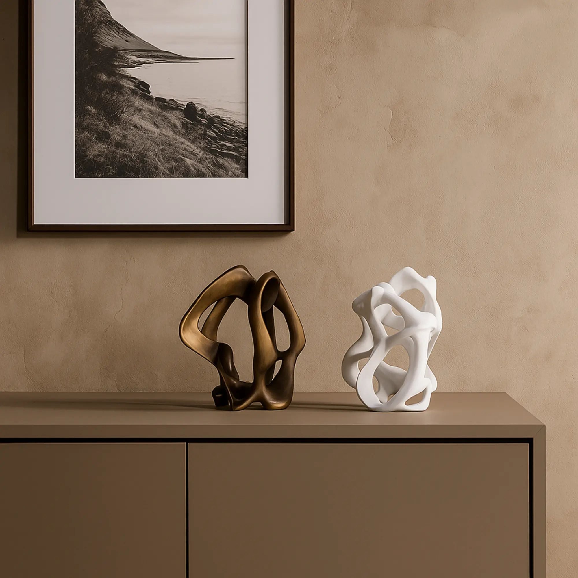 Dekoobjekt - Strukturiert - Designer Skulptur Freundschaft Bronze