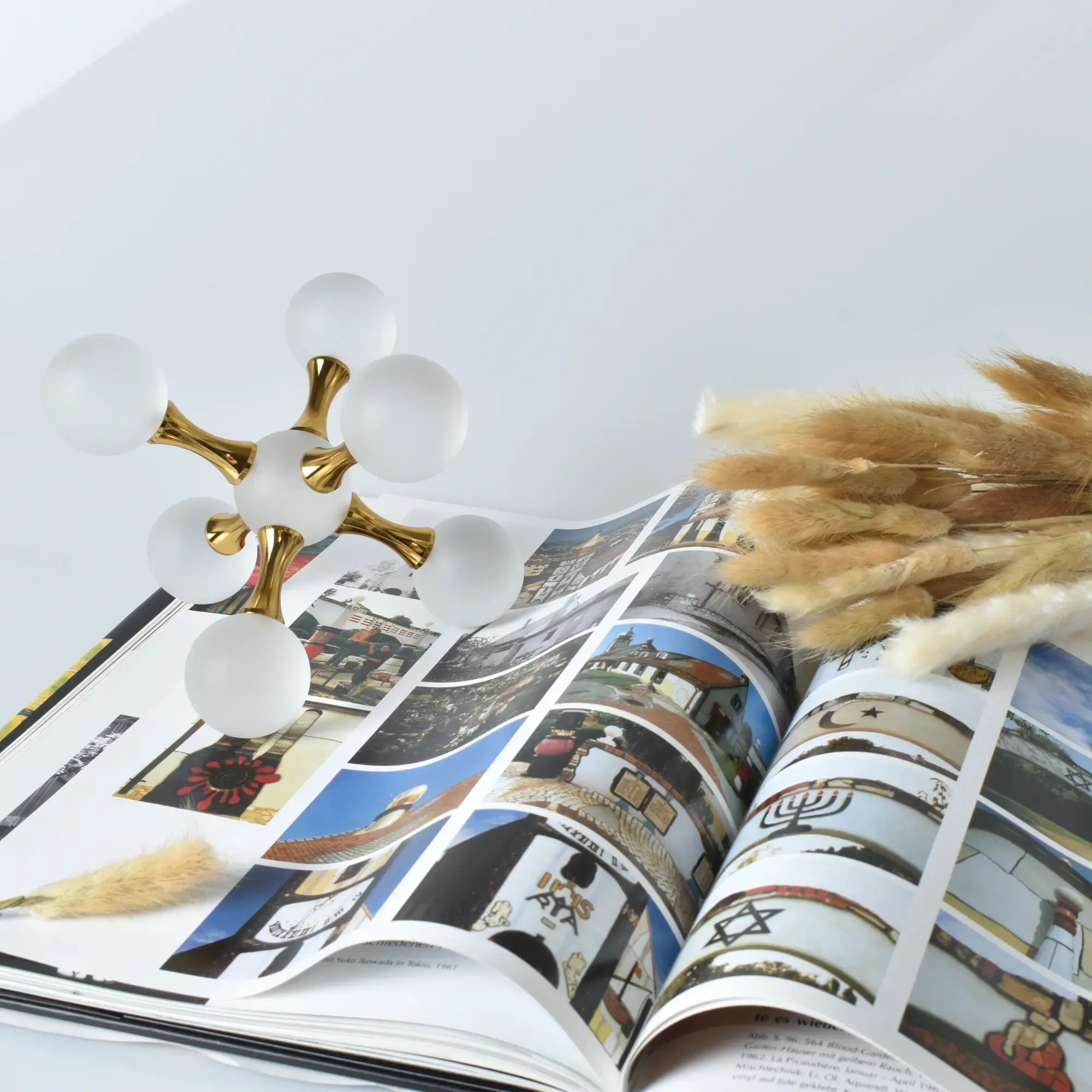 Dekoobjekt - aus Glaskugeln - Bücherregal Dekor Buchstütze Atomos Groß