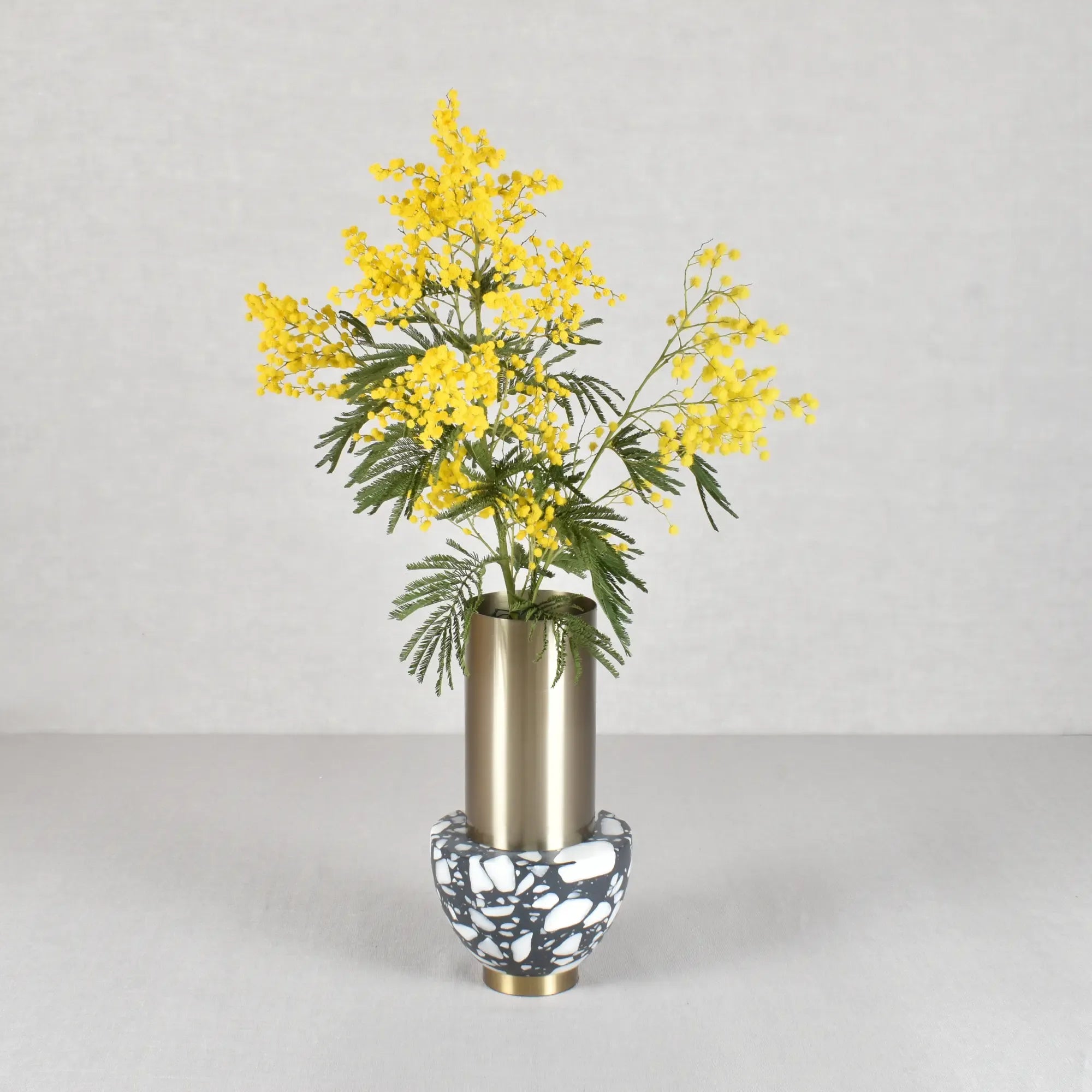 Edelstahlvase - mit Marmor - Runde Designervase Gebürstet Noble Gold