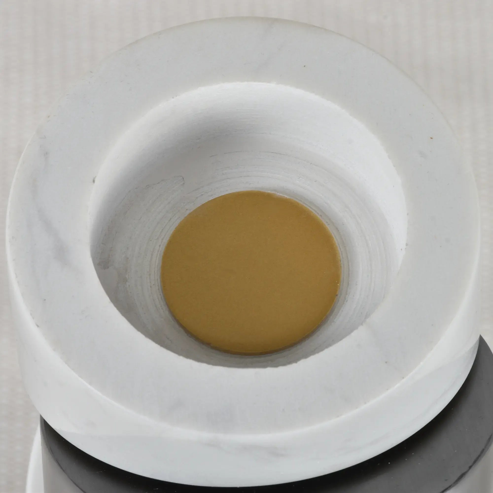 Kerzenhalter - Marmor mit Stahlakzent - Großer Kerzenständer Dekorativ Luce Métallique