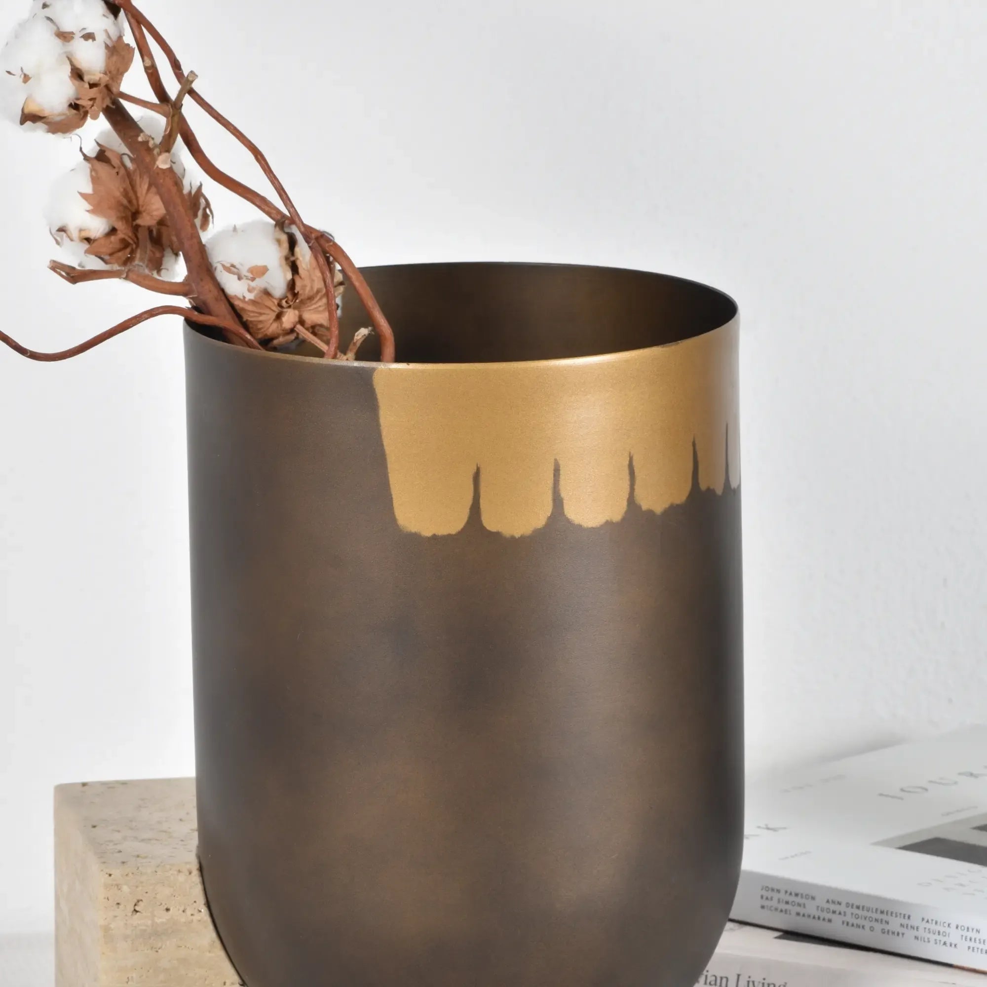 Vase - mit Travertinsockel - Bronze Standvase Design Tischdeko Vase Romano