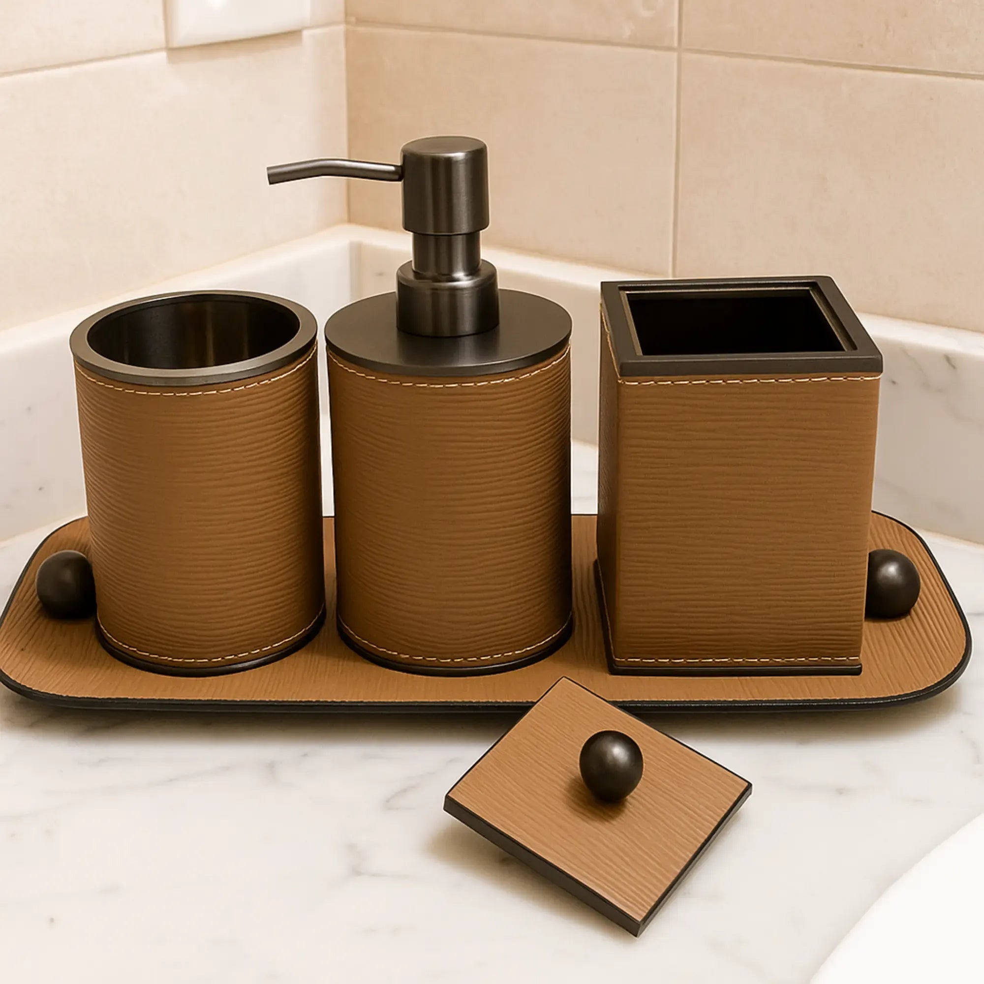 Baddeko-Set - aus 4 Teilen - Luxus Feinleder Badset Seifenspender Eleganza Bath Default Title