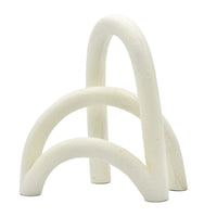 Dekoobjekt - Bogen-Figur – Mineralische Dekoskulptur Off‑White – Designobjekt Arcus