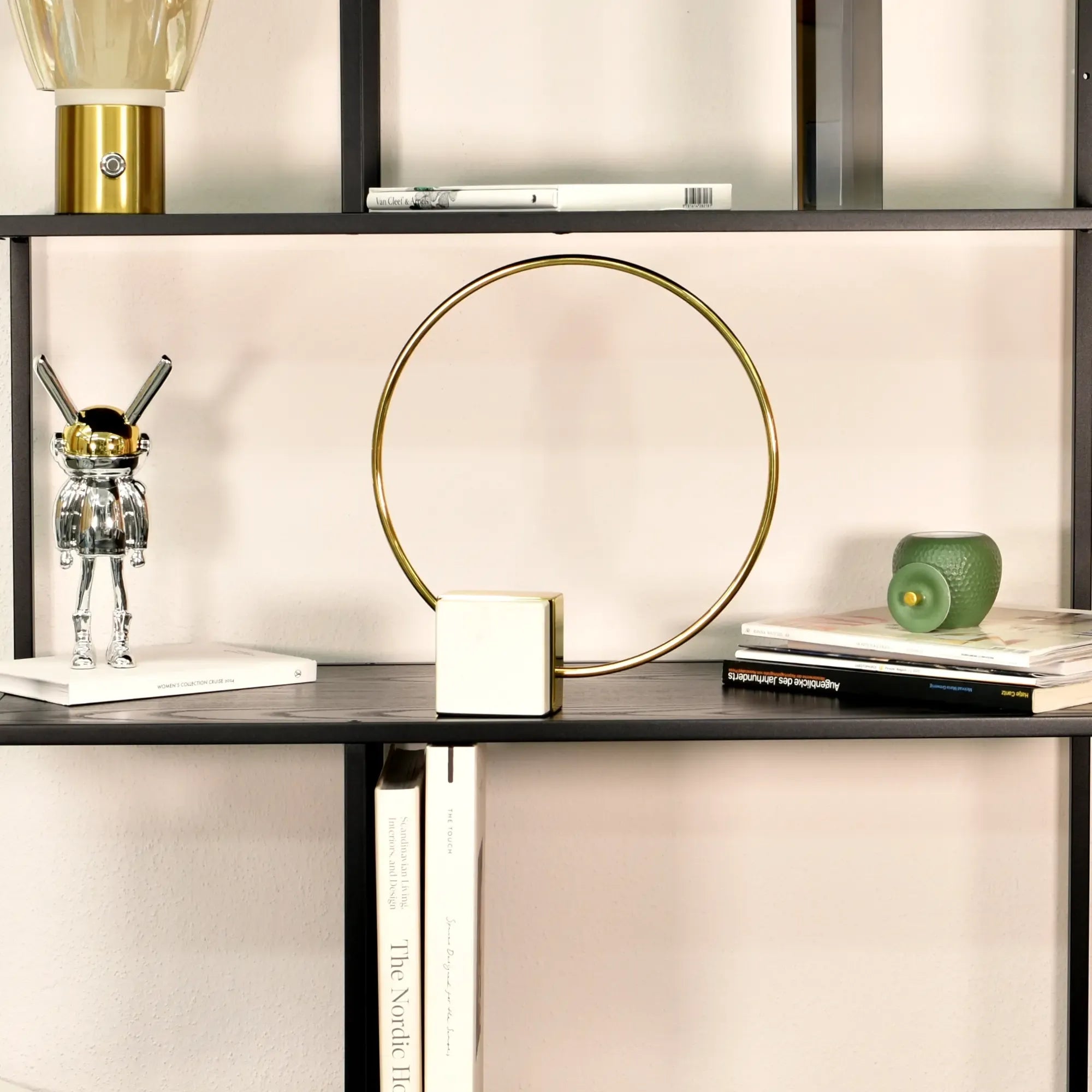 Dekoobjekt - rund mit Goldakzent - Designer Dekoration Marmor Ringhalter Eclipse Halo Default Title