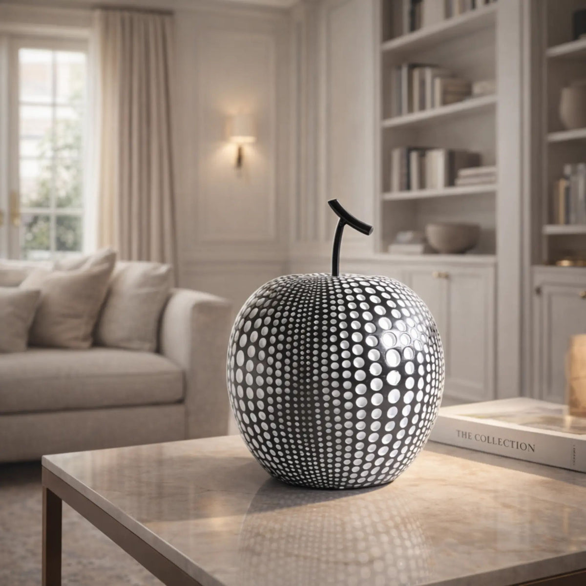 Dekoobjekt - Apfel Skulptur – Kunstharz Schwarz‑Silber Obstdekor – Abstraktes Designobjekt Noir
