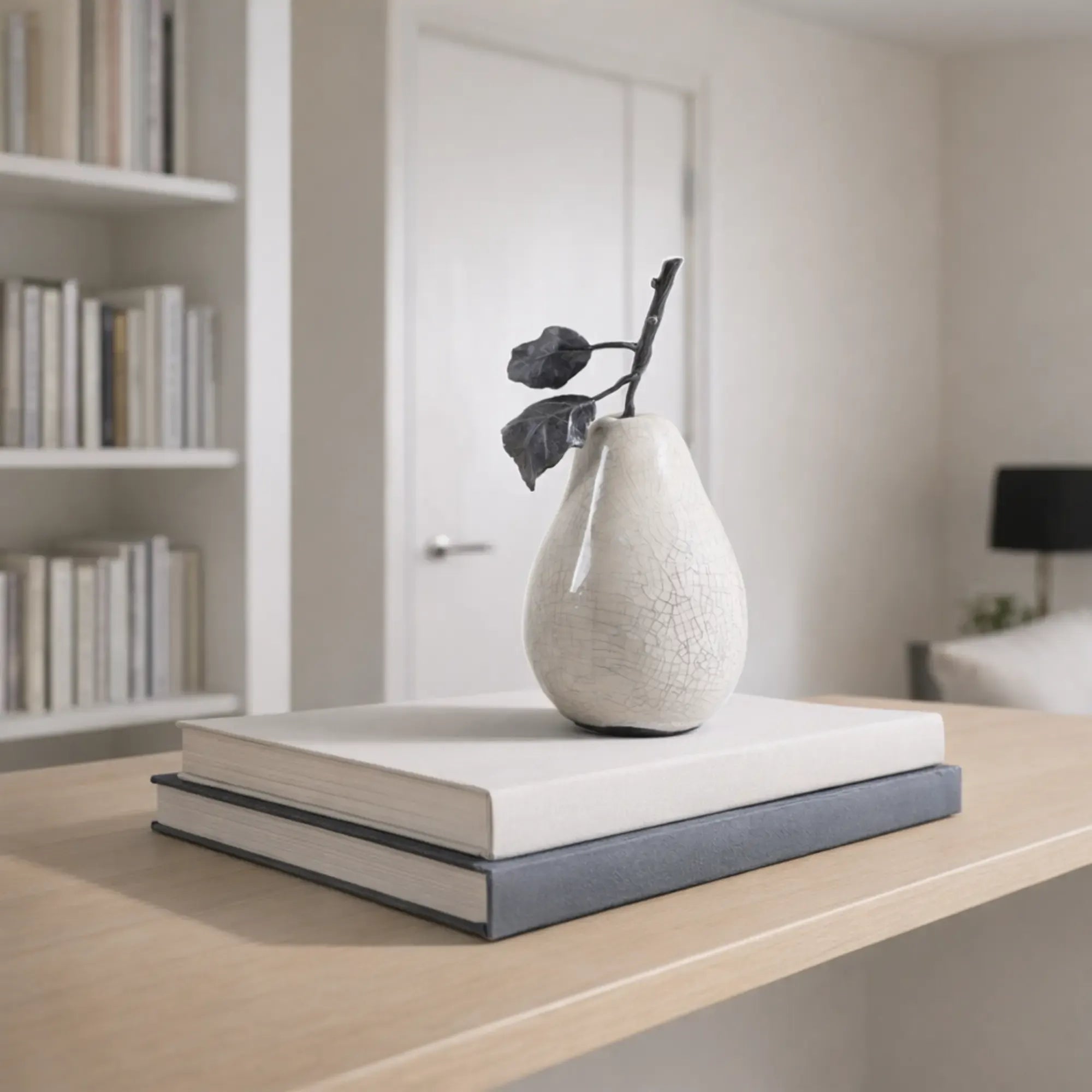 Obst-Deko-Set - Skulpturales Deko-Set – Keramik Craquelé mit geschwärztem Metall – Apfel & Birne Kunstobjekt Fructus Duo Birne-Krakelee