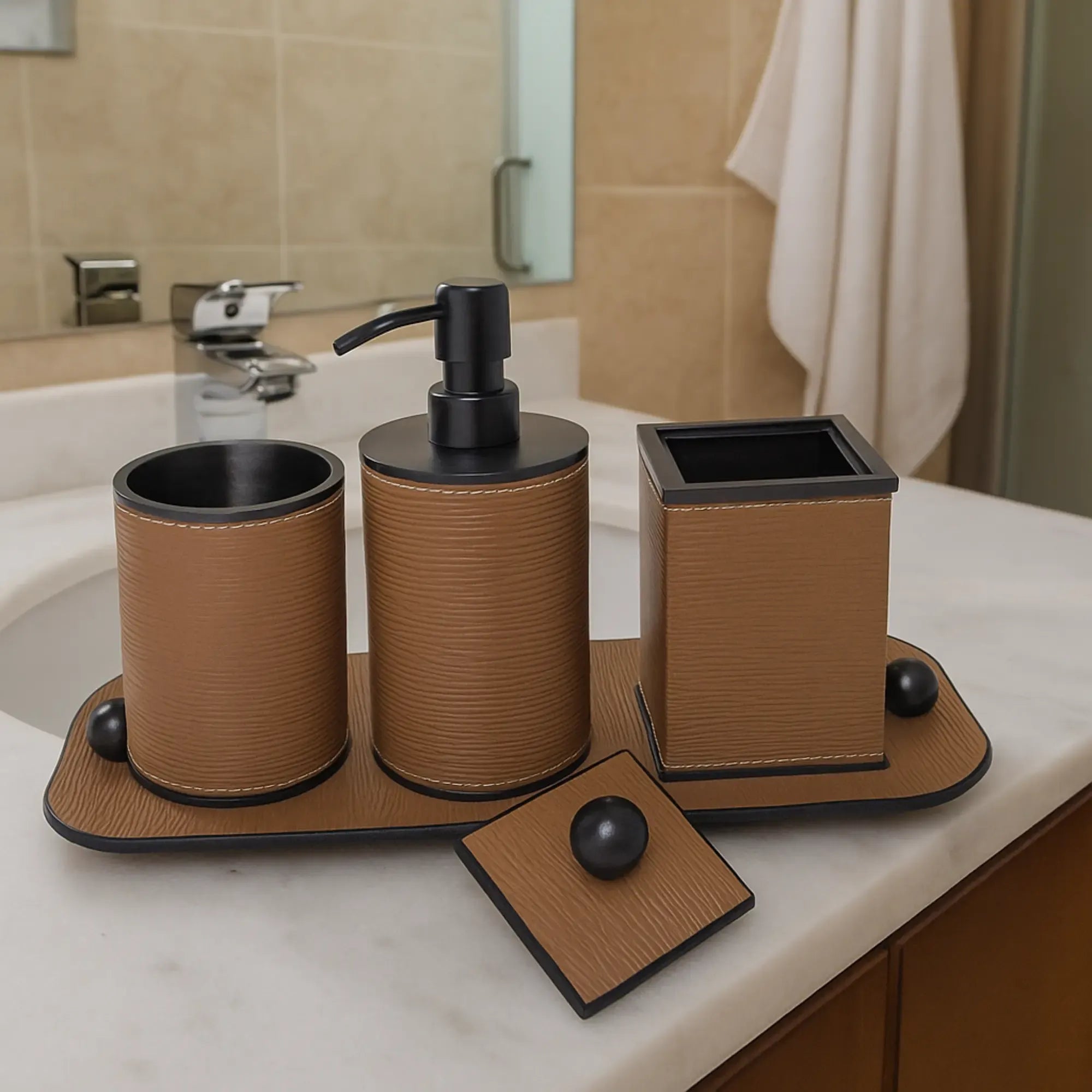 Baddeko-Set - aus 4 Teilen - Luxus Feinleder Badset Seifenspender Eleganza Bath Default Title