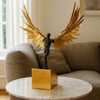Dekoskulptur - mit Goldflügeln - Luxus Dekofigur Engel Deko-Skulptur Eterna Flügel