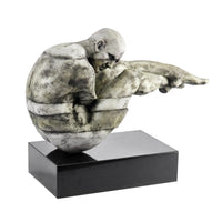 Kunststein-Skulptur - gebeugte Menschenfigur - Kunststein auf Sockel Human Arc