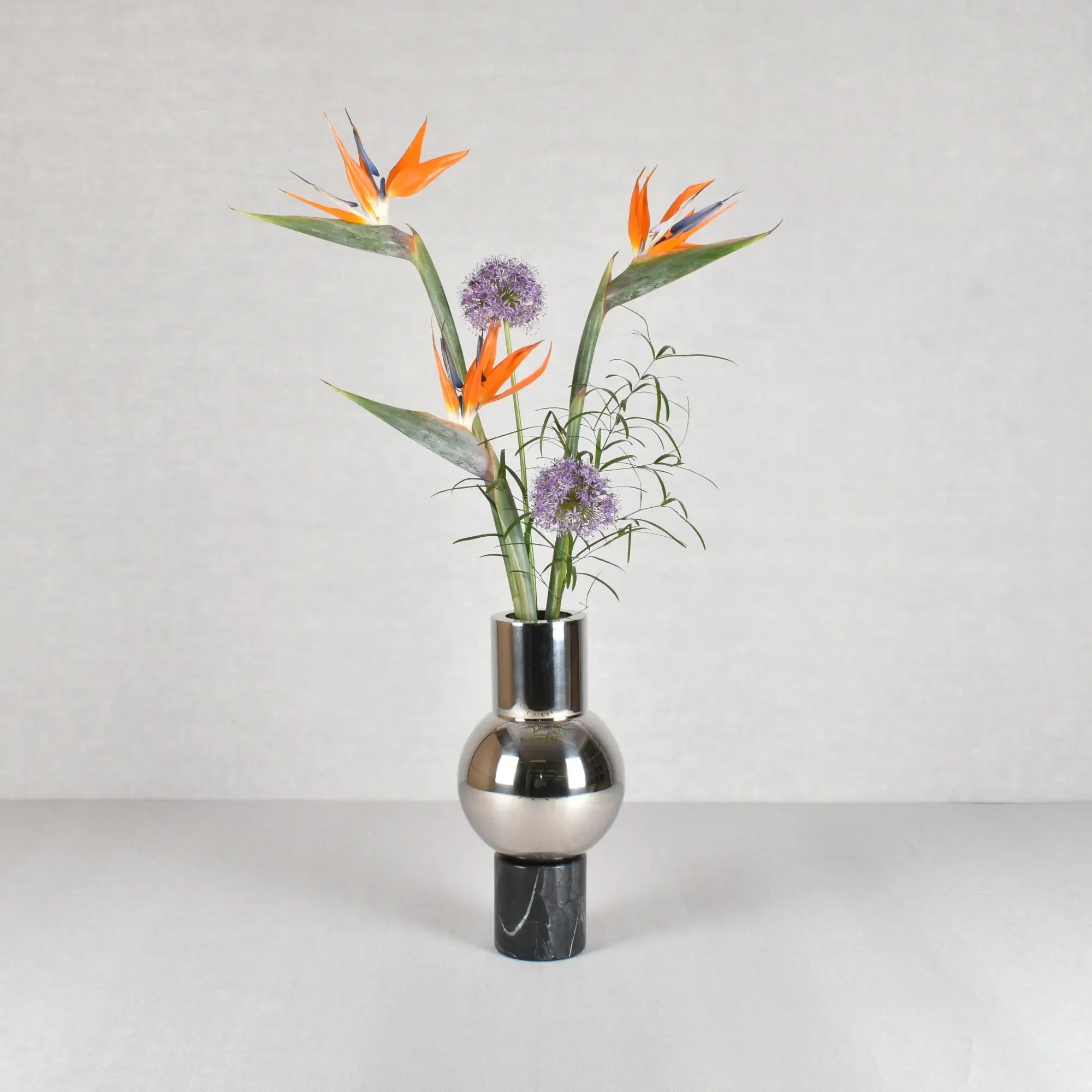 Vase - mit Marmorgestell - Runde Tischvase Edelstahlvase Fatroly