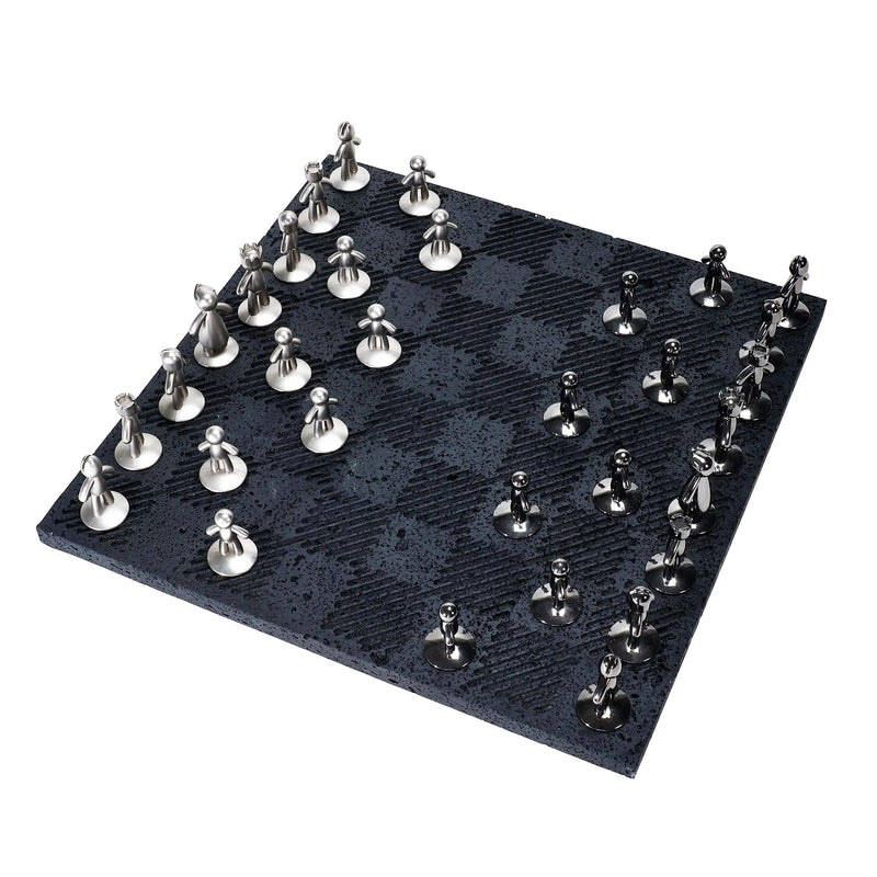 Schachspiel - Design-Spiel Skulpturales Metall auf Strukturbrett – Modernes Schachbrett mit polierten Figuren Equilibrio