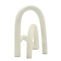 Dekoobjekt - Bogen-Figur – Mineralische Dekoskulptur Off‑White – Designobjekt Arcus