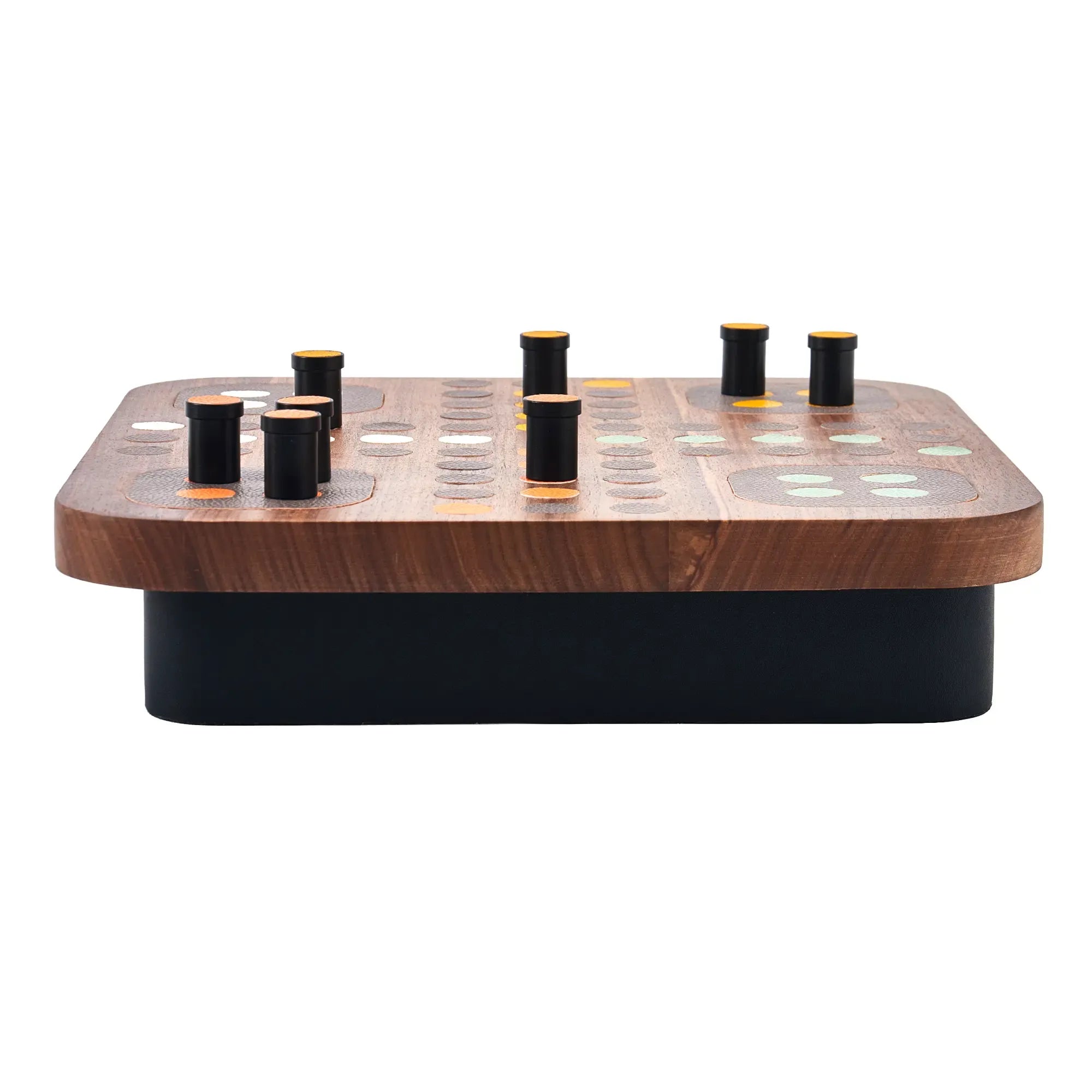 Solitaire-Spiel - Edles Design-Tischspiel aus Holz – Peg-Solitär auf mattschwarzem Sockel – Modernes Raster-Brettspiel – Ludus Équilibre Nan