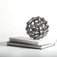 Dekokugel - glänzende Spitzform - Abstrake Tischdeko Designerkugel Sphère Argentée