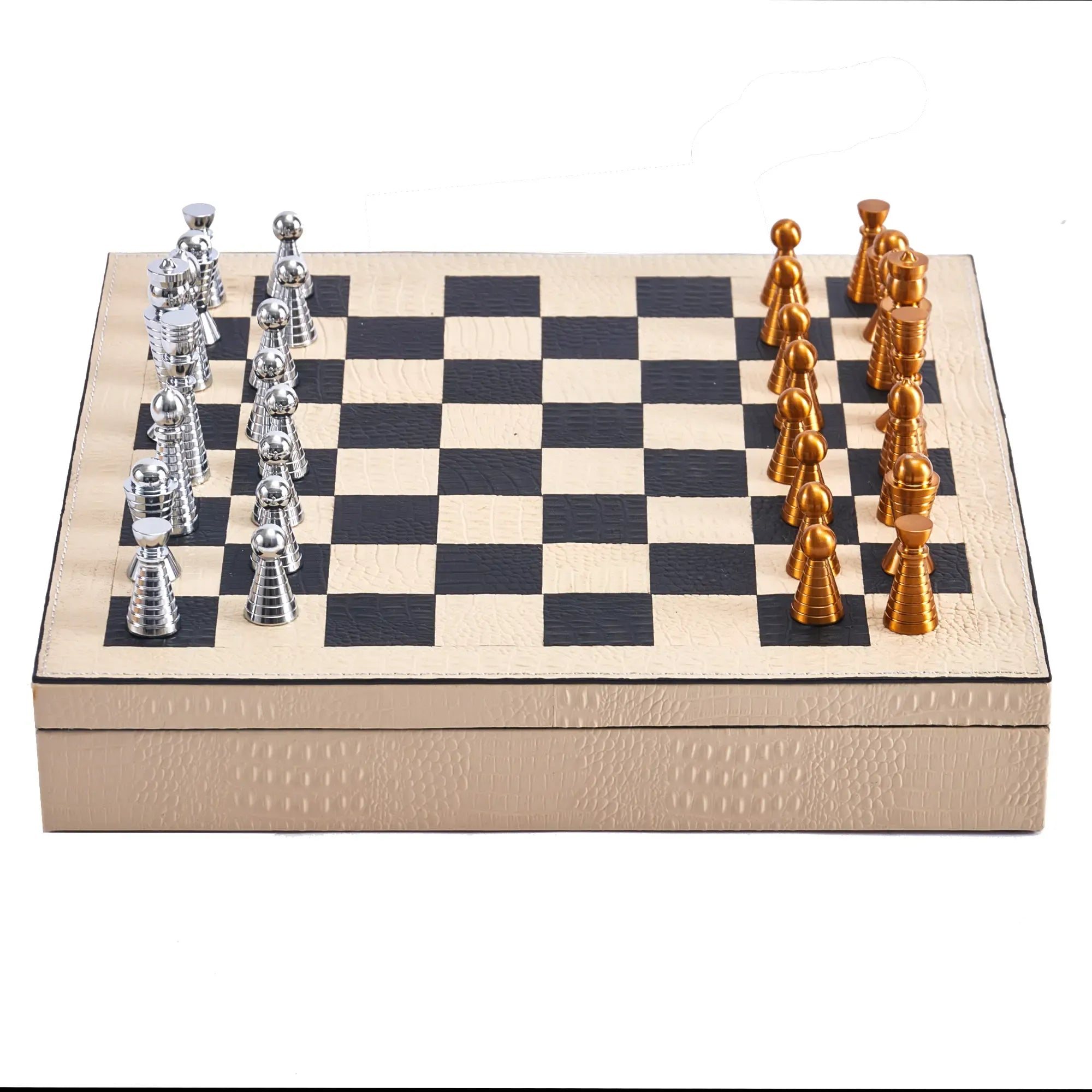 Schachspiel - Strategisches Brettspiel – Schach-Set mit Metallfiguren auf Lederbox in Kroko-Prägung, Bicolor Gold & Silber – Ars Strategica Nan