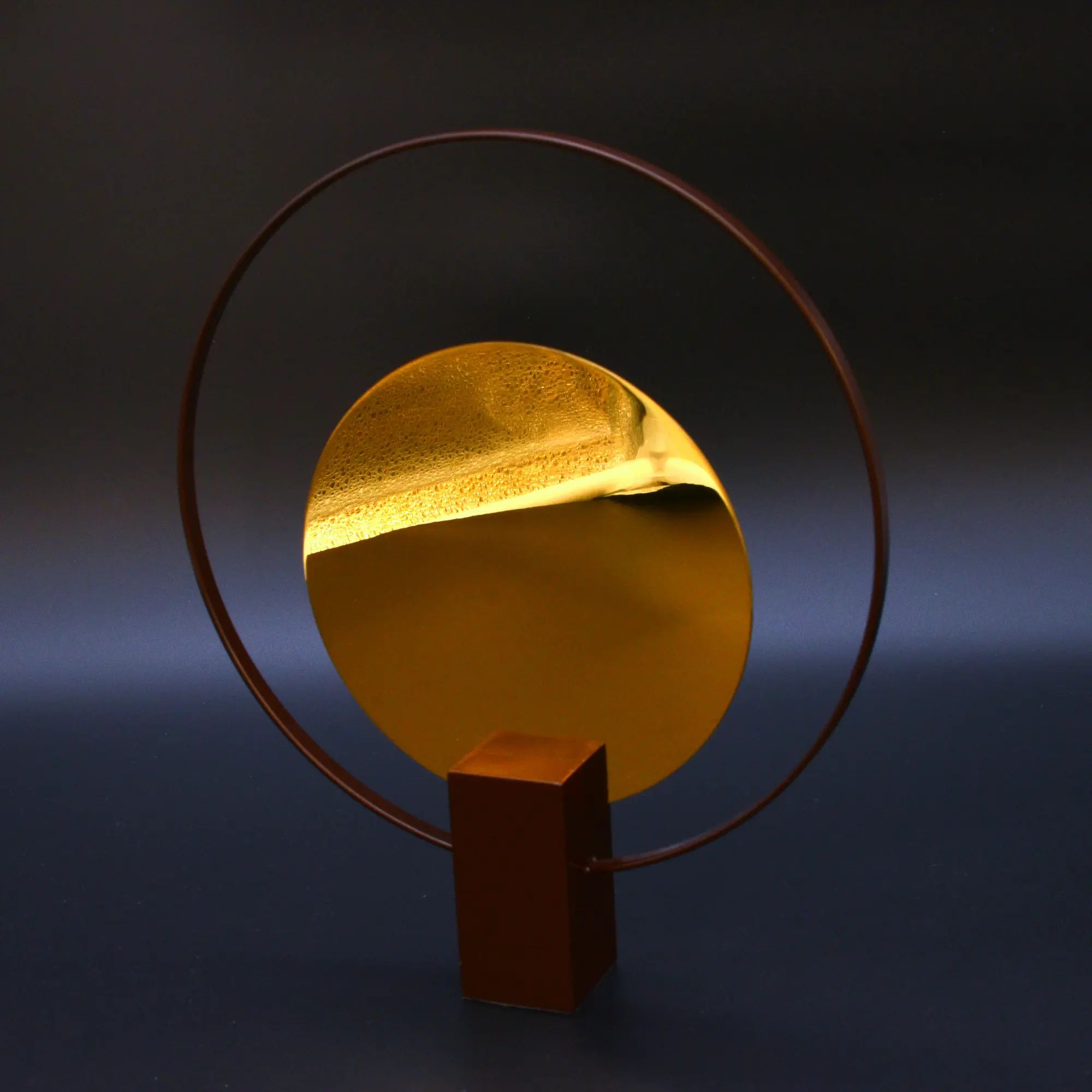 Dekoobjekt - Abstrakte-Runde Dekofigur - Skulptur Minimalistische Ringkomposition Argentum Orbis Default Title