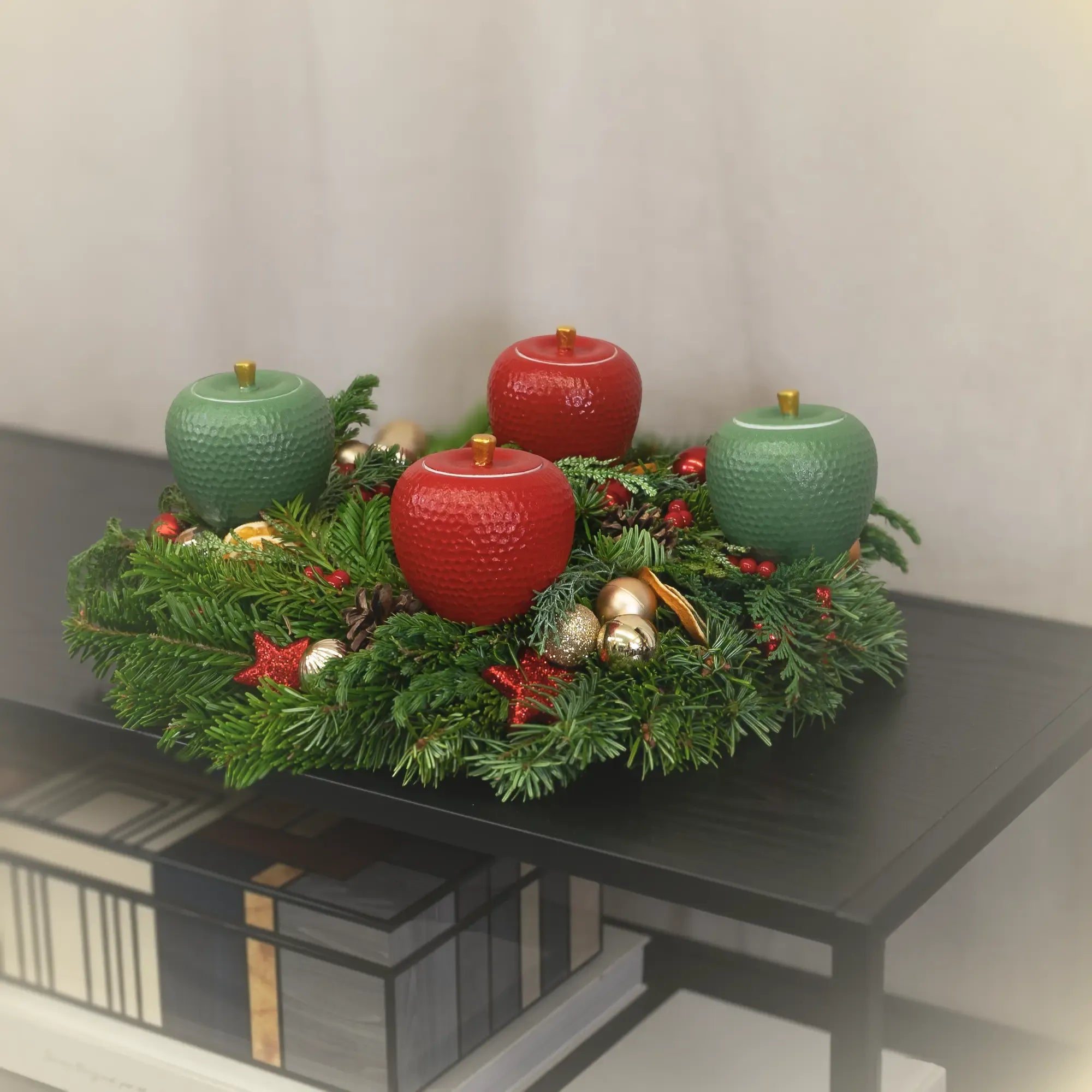 Duftkerze - nachaltige Kerze in Keramik-Dose - Apfelform - Aromakerze - Apfel Zitronenrosen