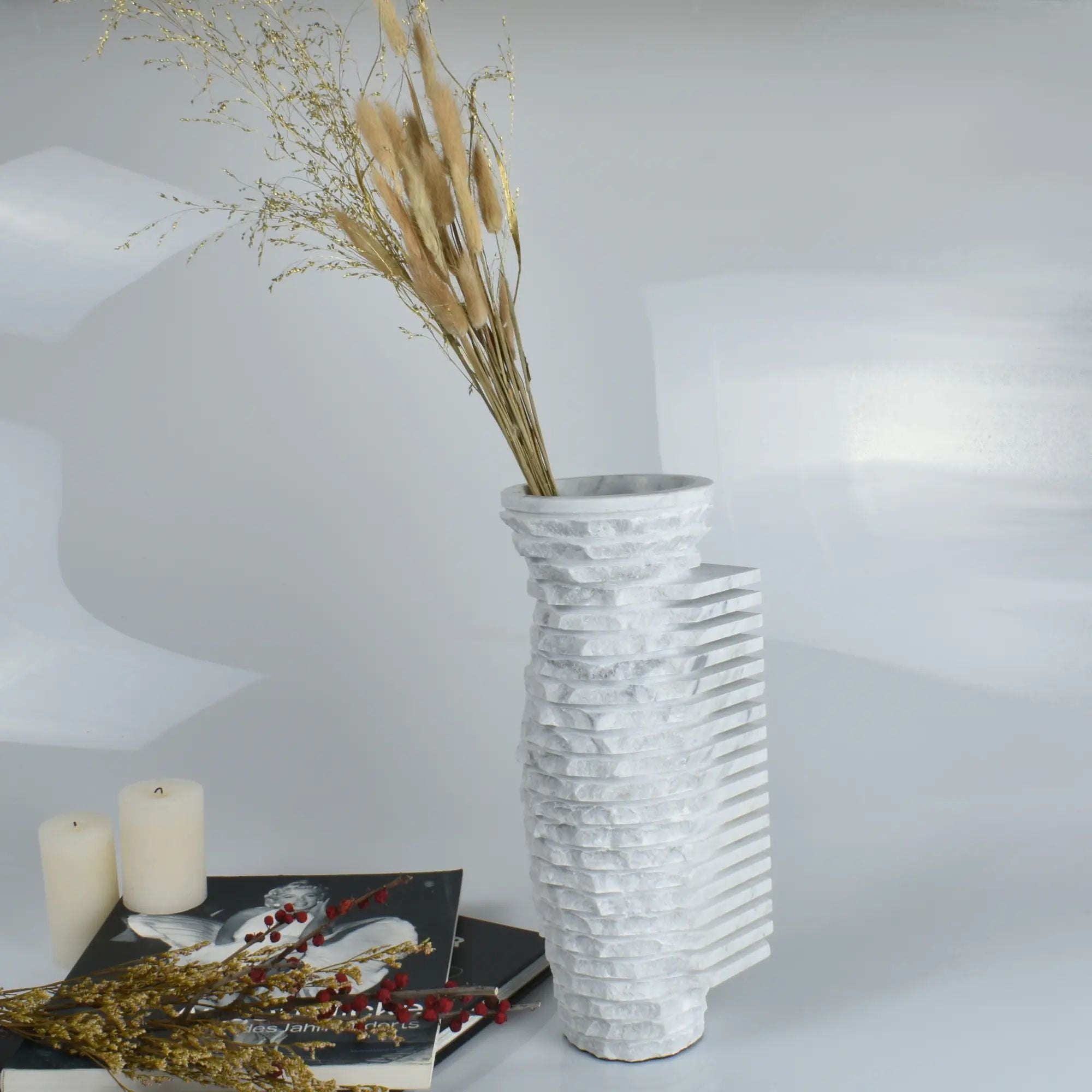 Reliefvase - Asymmetrische Naturstein Vase - Marmor Deko Vase Strata Default Title