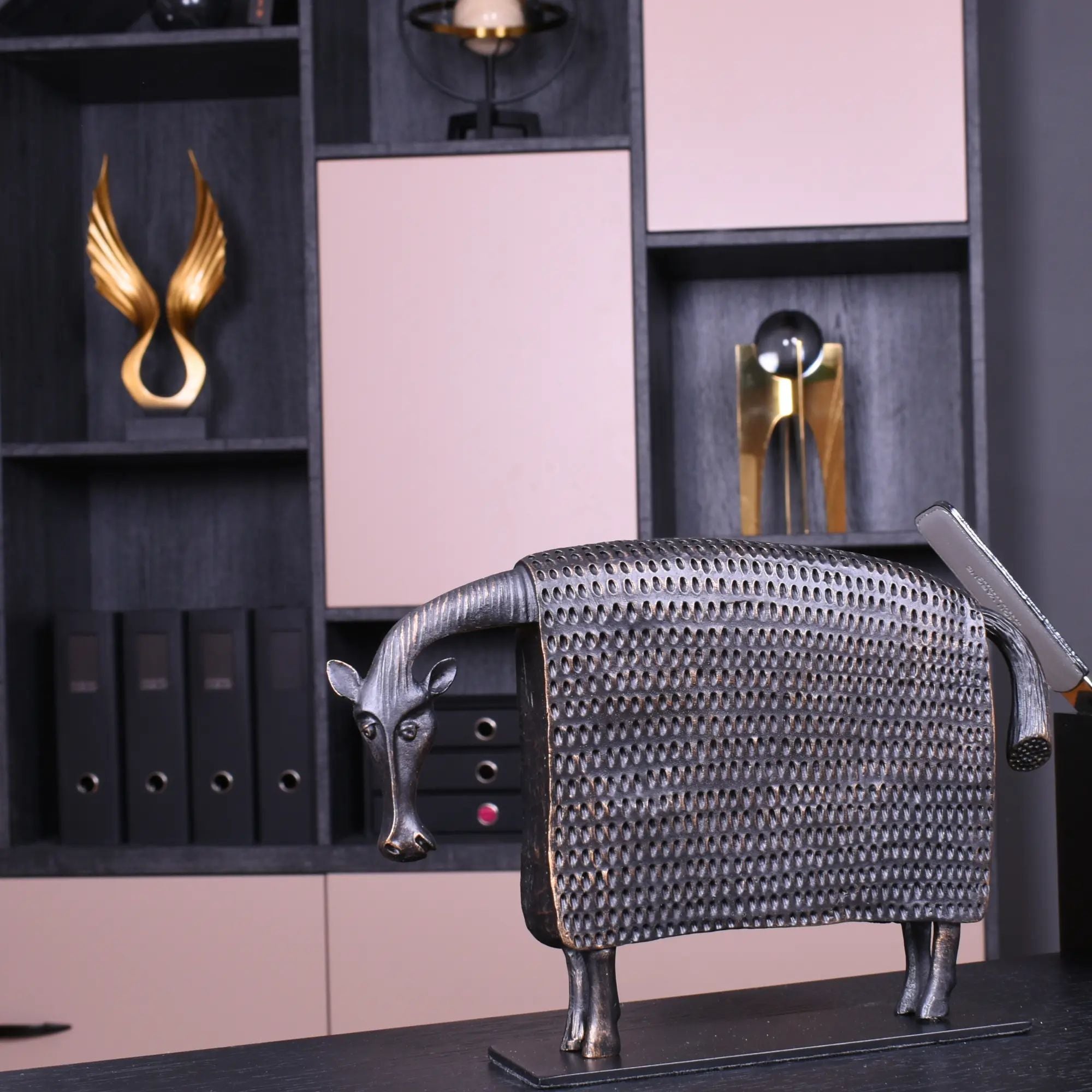 Tierfigur - gusseisenoptik - Metallskulptur Kuh Abstraktes Deko-Objekt Mucca Default Title