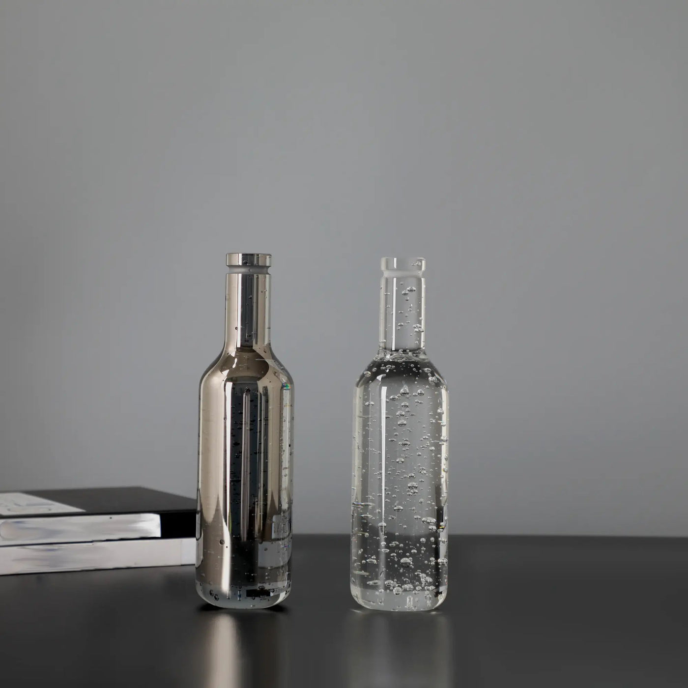 Dekoobjekt - Deko Kristallflasche - Skulpturale Kristallflasche Ampulla Aeria