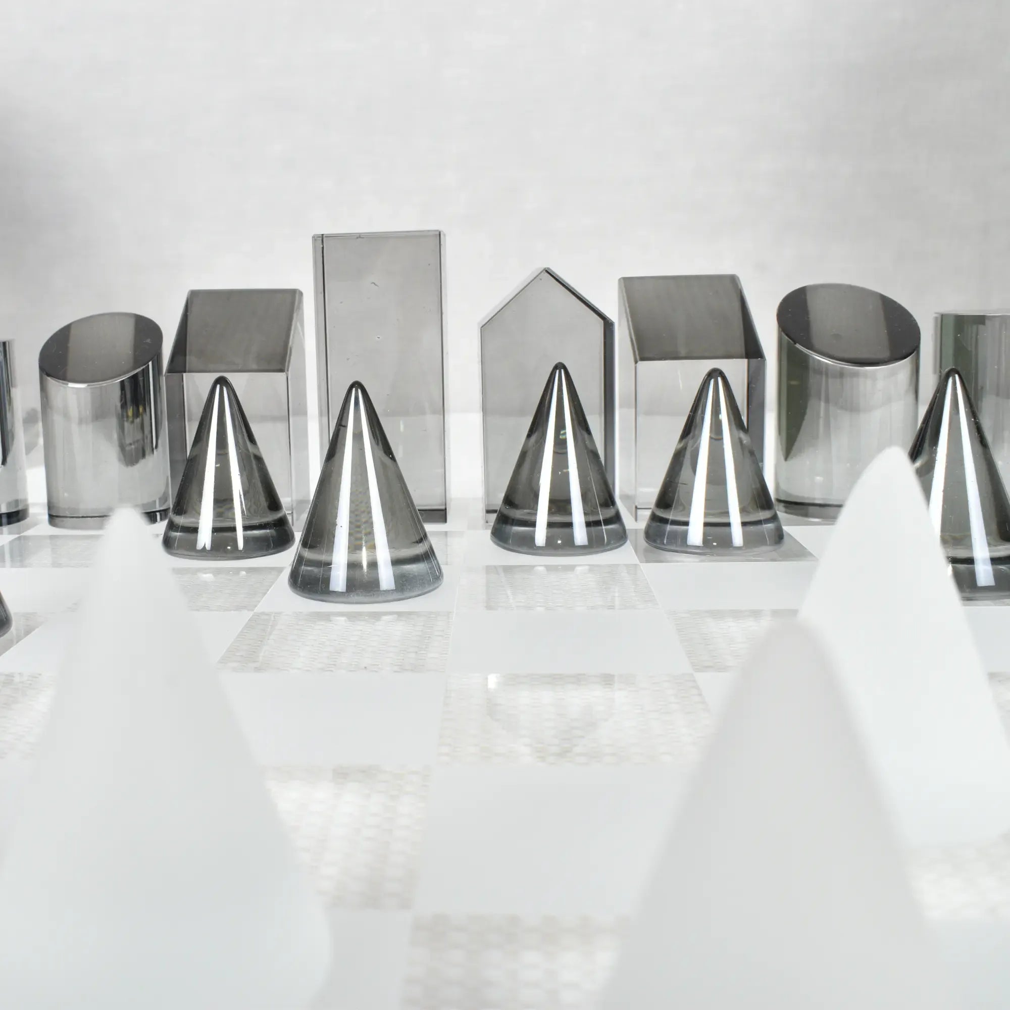 Schachspiel - aus Kristall und Acryl - Modernes Schachspiel edles Glas-Tischspiel Kristall Luxe