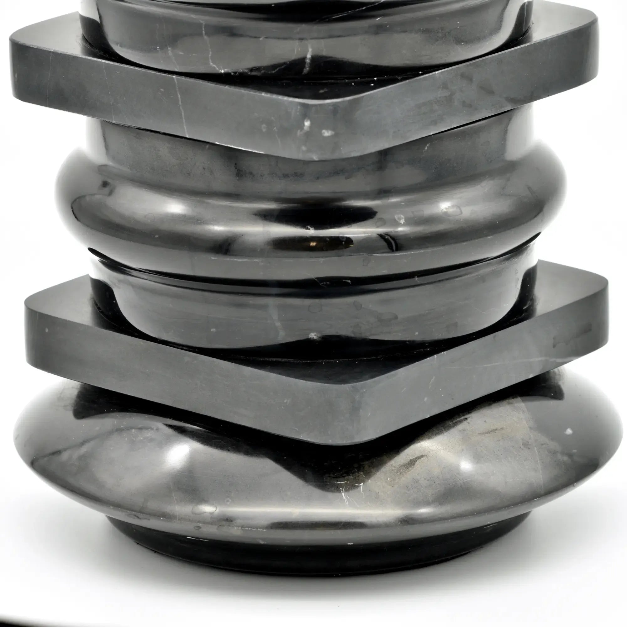 Marmordeko - mit Dekosäule - schwere runde Dekovase Fortaleza schwarz