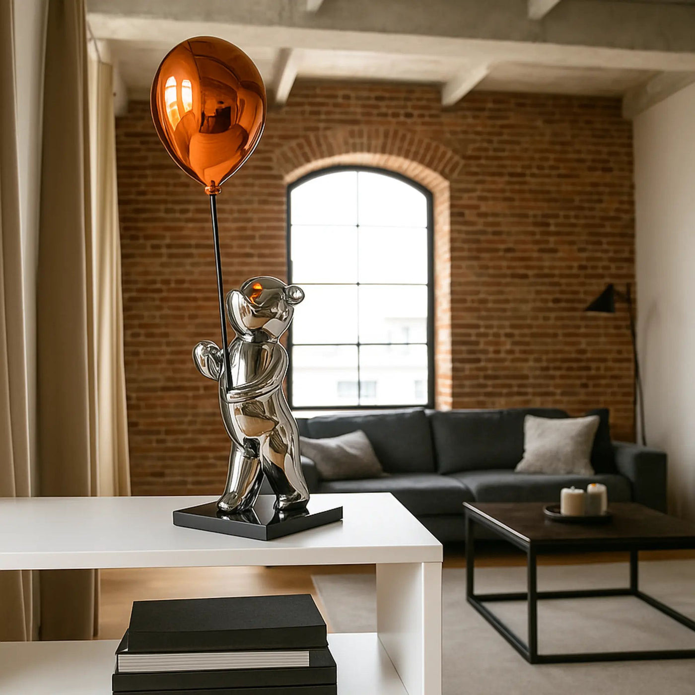 Cartoonfigur - Skulptur – Cartoon Chrom-Bär mit Ballon – Pop-Art Designobjekt Argentum