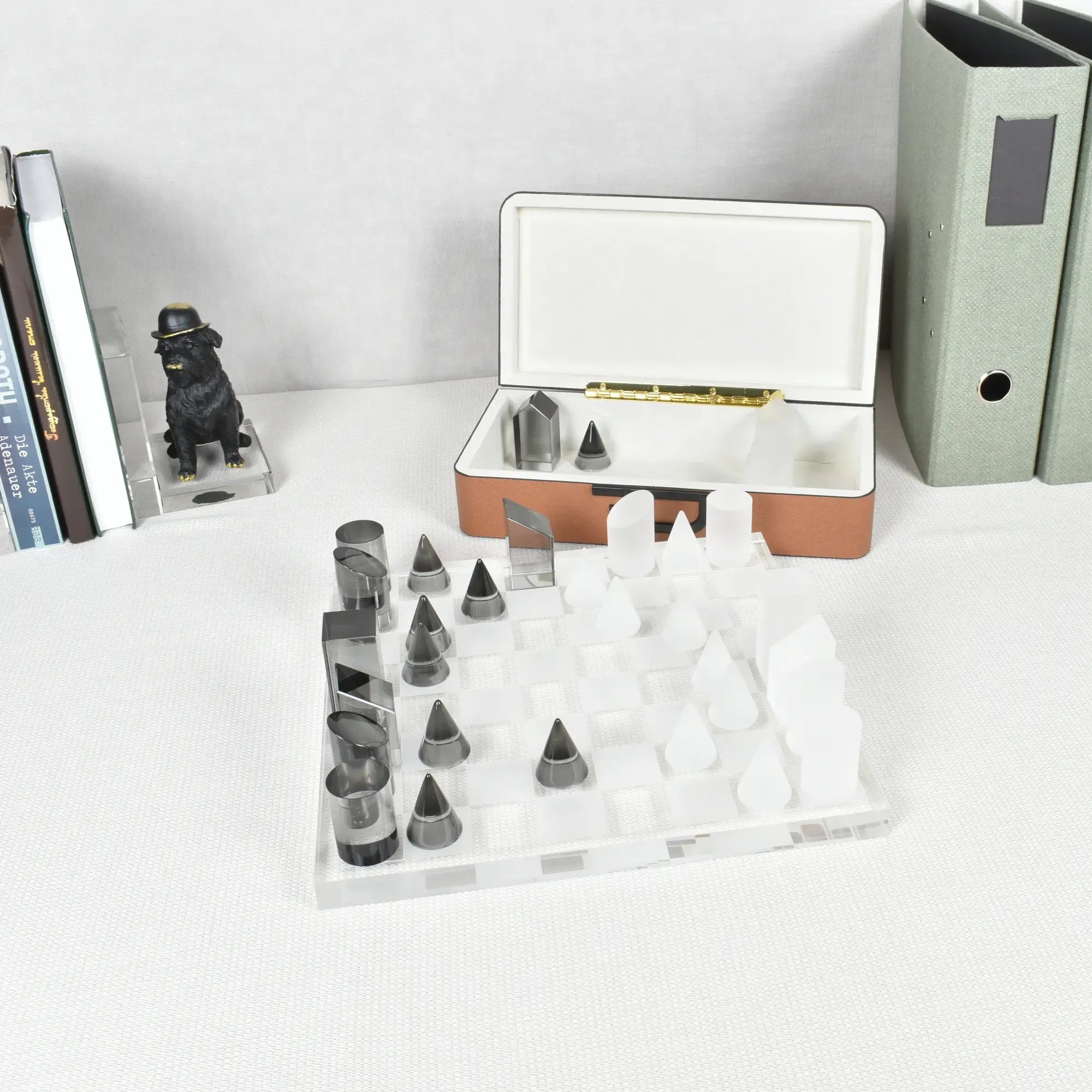 Schachspiel - aus Kristall und Acryl - Modernes Schachspiel edles Glas-Tischspiel Kristall Luxe