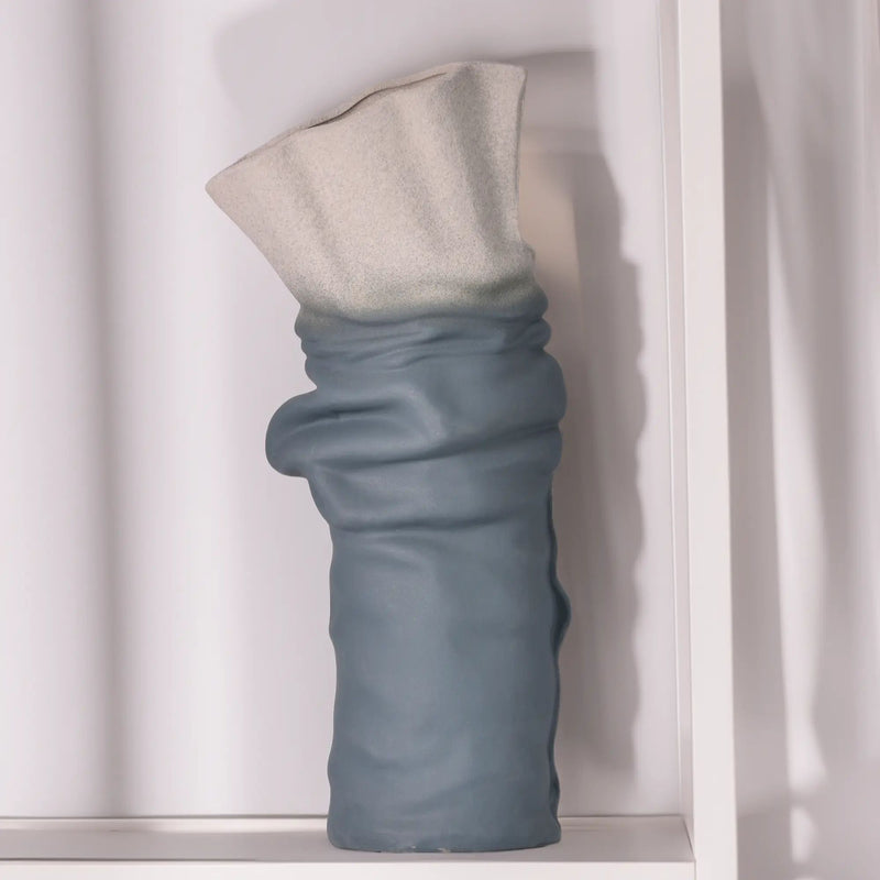 Keramikvase - handgemachte Designvase - Skulpturale Standvase Ondula Terrae