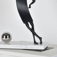 Dekofigur - auf Marmorsockel - Sportlerfigur Athletenstatue Portero