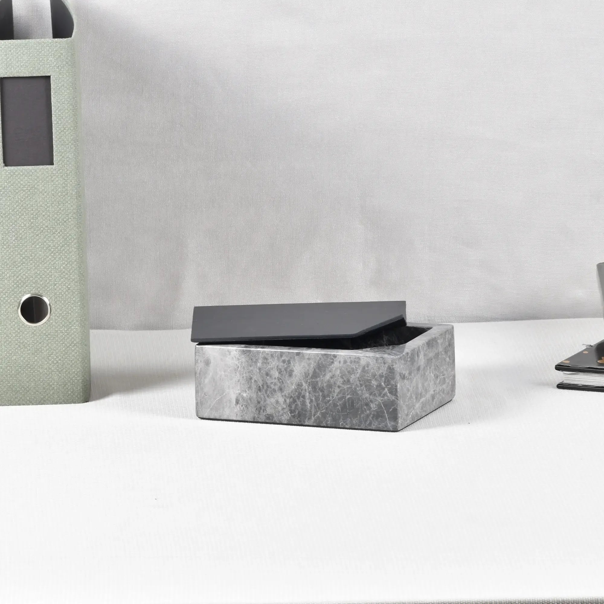 Schmuckdose - Marmor Schmuckkästchen mit Deckel - Edle Schmuckaufbewahrung Marmor Ablage Obsidian Vault