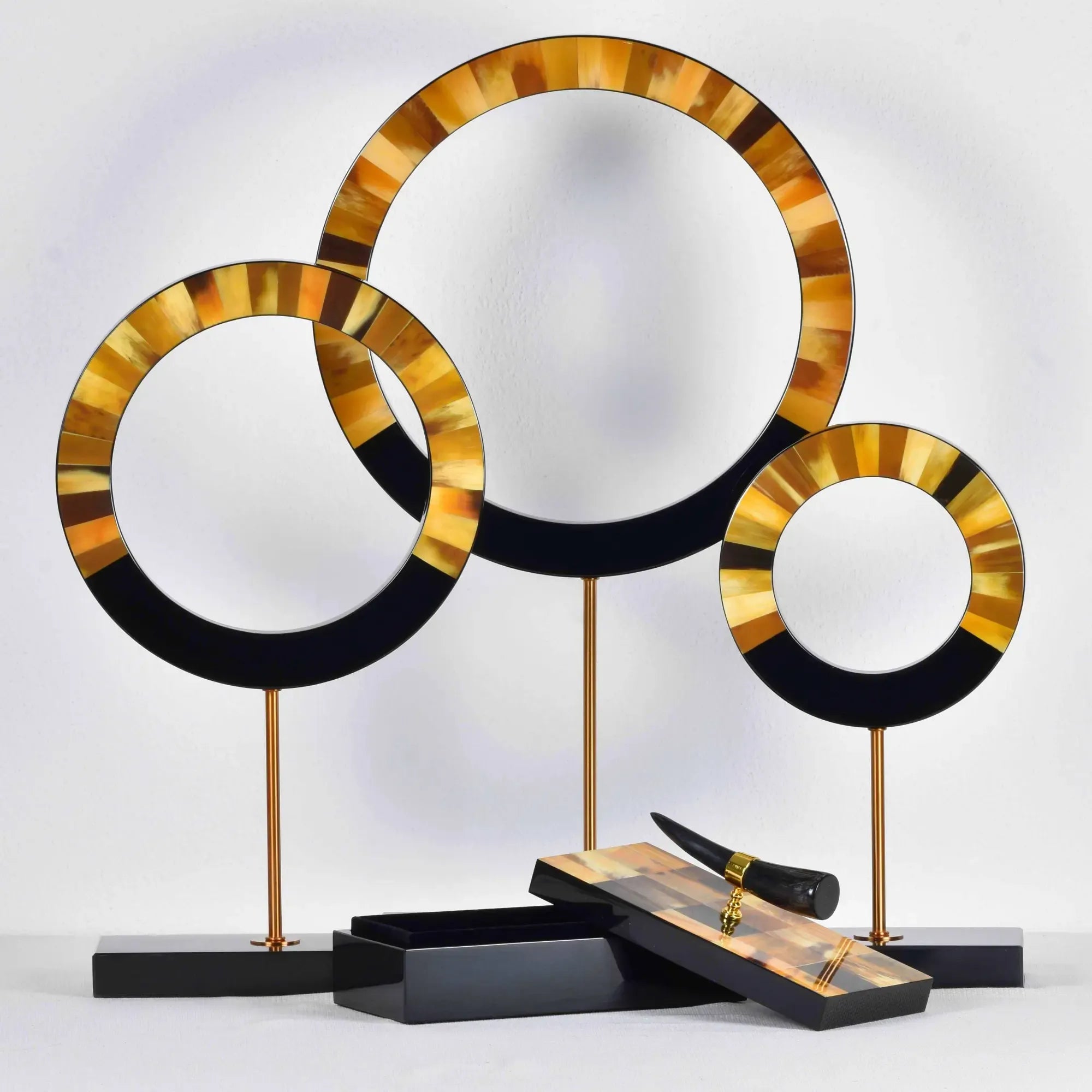 Dekoobjekt-Set - aus 3 Holzringen - Tisch und Regal Holzdekoration Designer Ringe Evidenza Gold