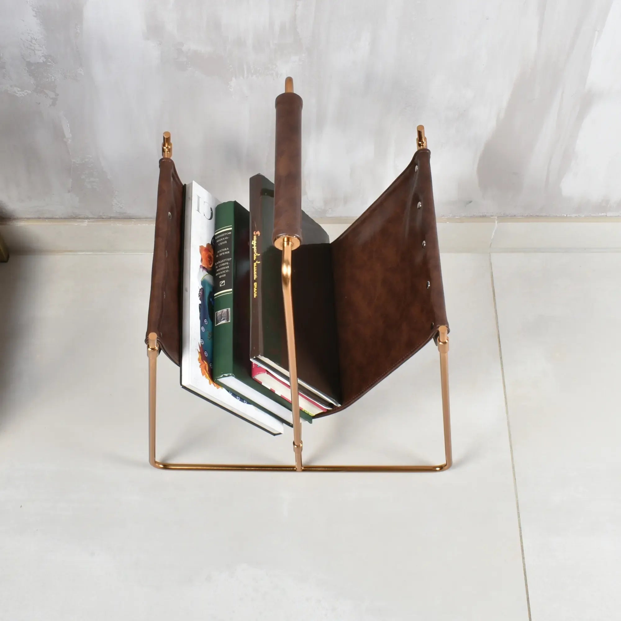 Zeitungsständer - aus Echtleder - Magazin-, Buch- und Zeitschriftenhalter Eterno