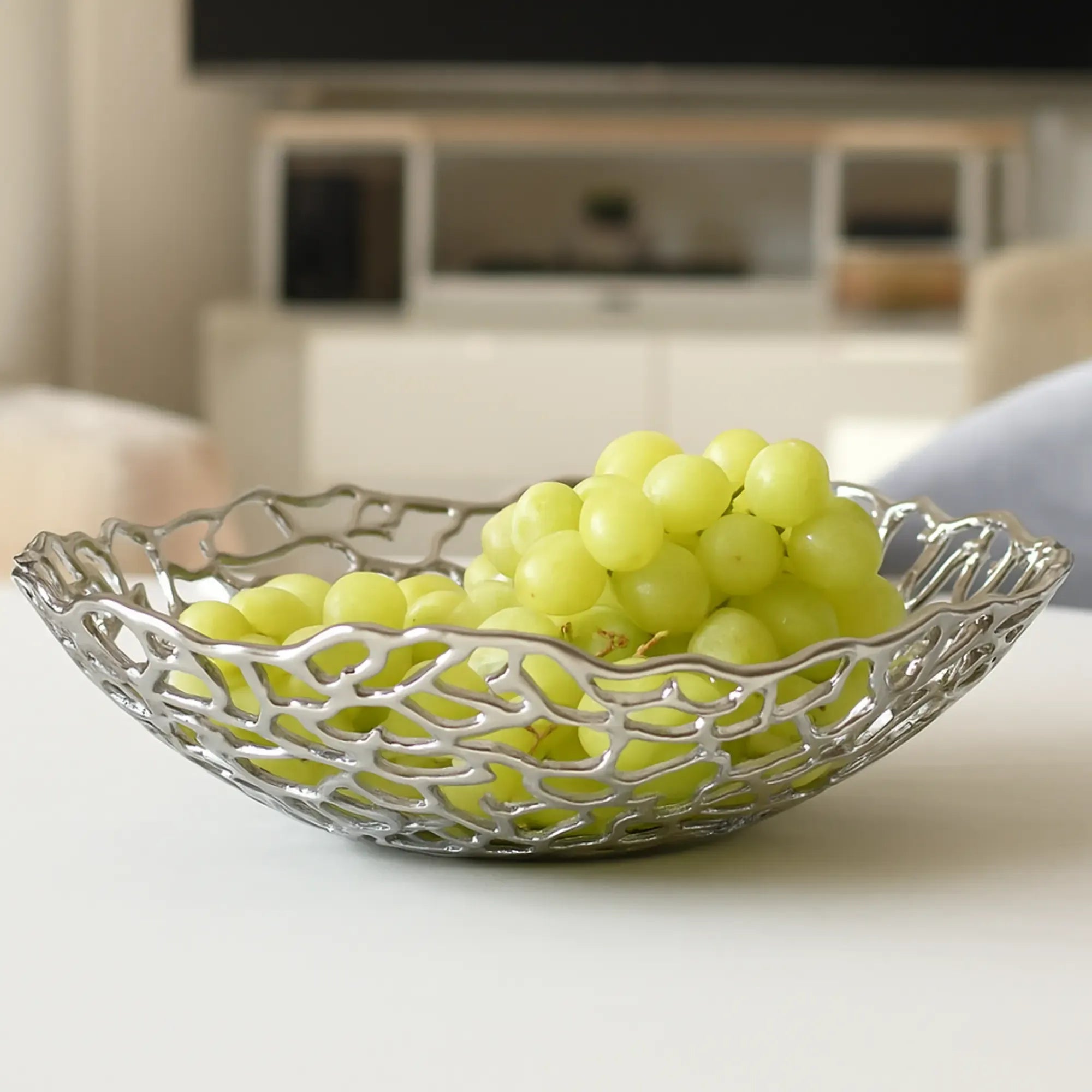 Obstschale - Korallenform - Edle Dekoschale Runde-Fruchtschale Spinnennetz aufgestellt im Interieur