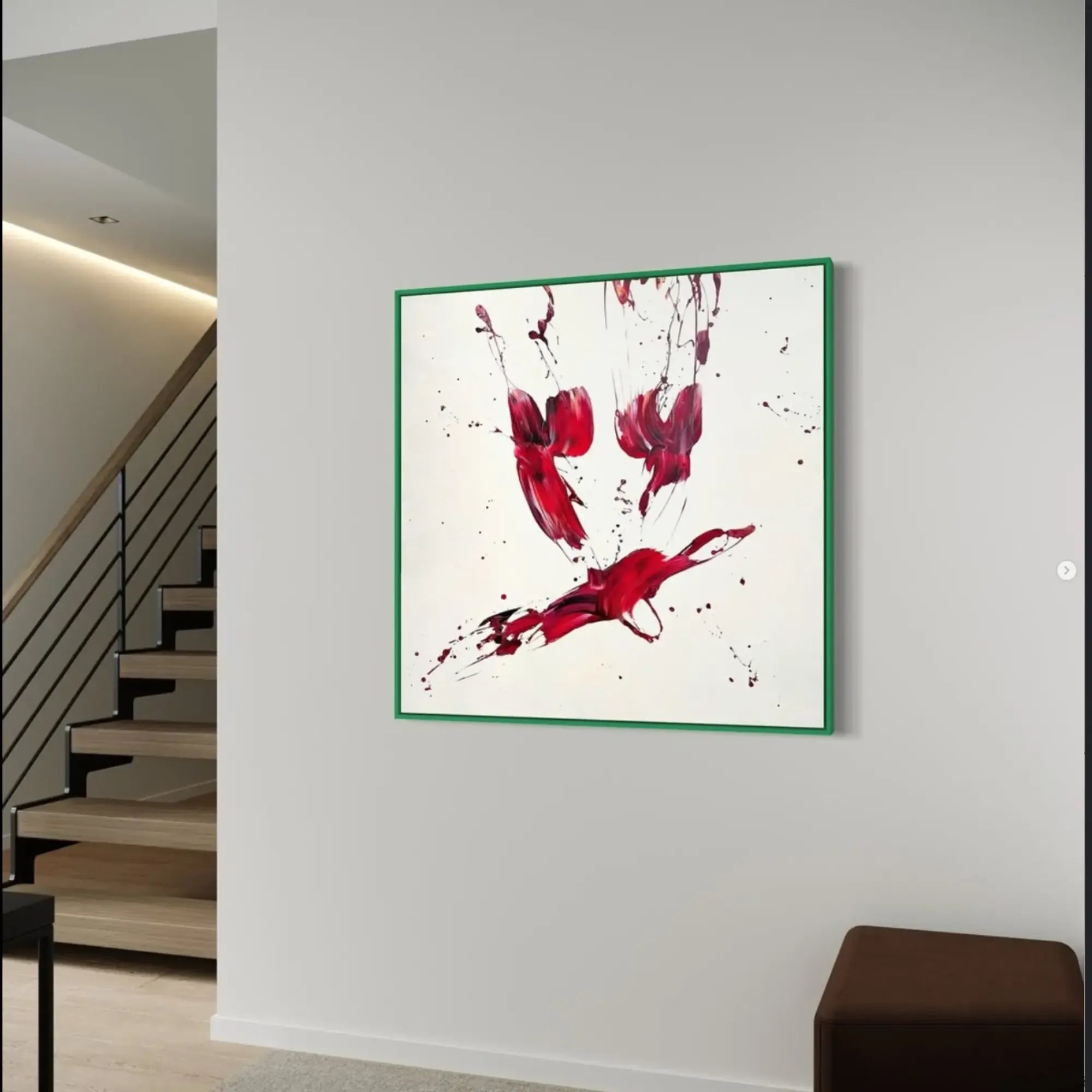 Großes Gemälde - Fabulous beings „Energetic no. 3“ aufgestellt im Interieur